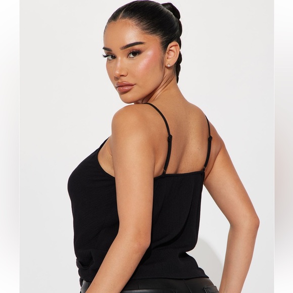 Black cropped spaghetti strap tank blouse in a size large - Picture 2 of 12